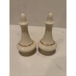 Lenox Regency Collection fine bone china salt and pepper shakers